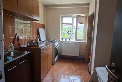 Apartament cu 3 camere decomandat în Aradului - 7