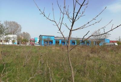 Teren de 2800 mp, în Central - 7