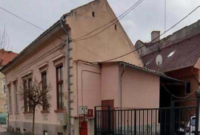 Spațiu comercial, de 213 mp, în Central