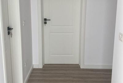 Casă cu 4 camere cu Teren 340 Mp în Malu Mare