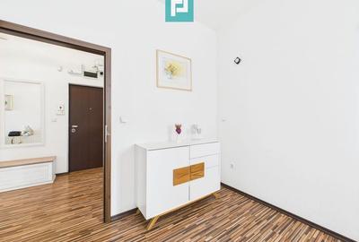 Apartament cu 2 camere decomandat în UTA - 7