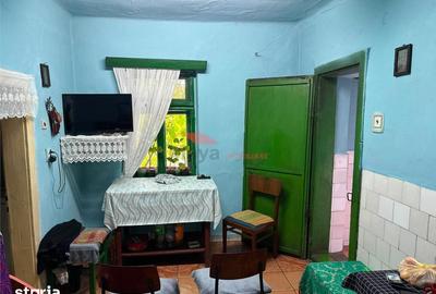 Casă cu 2 camere cu Teren 1000 Mp în Coldău