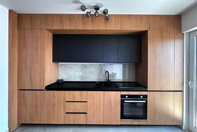 Apartament cu 3 camere decomandat, mobilat în Parcul Carol