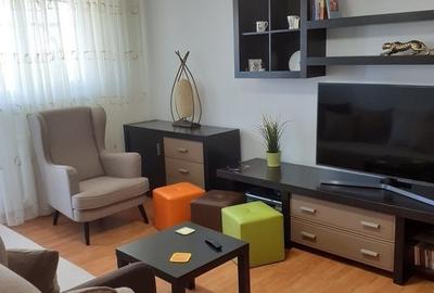Apartament cu 3 camere decomandat, mobilat în Drumul Taberei