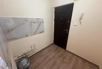 Garsonieră decomandată în Soarelui