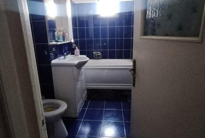 Apartament cu 3 camere nedecomandat în Central - 1
