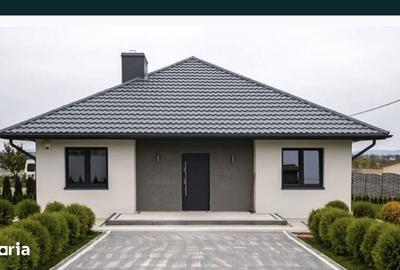 Casă cu 3 camere cu Teren 450 Mp în Agigea