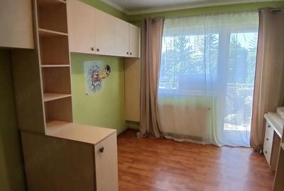 Apartament cu 4 camere decomandat în Gheorgheni