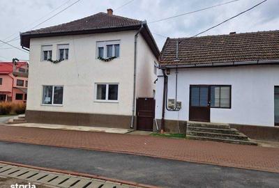 Casă cu 4 camere cu Teren 450 Mp în Central - 6