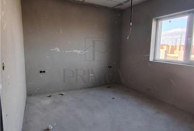 Duplex cu 3 camere cu Canalizare în Moșnița Veche - 13
