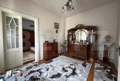 Casă cu 3 camere cu Canalizare în Titulescu