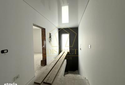 Casă cu 4 camere cu Teren 300 Mp în Săcălaz