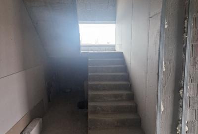 Casă cu 4 camere cu Teren 155 Mp în Central - 6