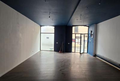 Spațiu comercial, de 55 mp, în Centrul Istoric - 1