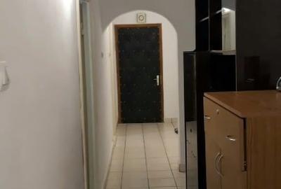 Apartament cu 2 camere decomandat, mobilat în Vest