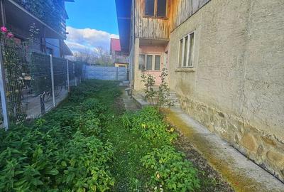 Casă cu 4 camere cu Teren 1252 Mp în Teișani - 13