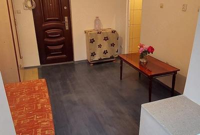 Garsonieră semidecomandată în Micro 6 - 1
