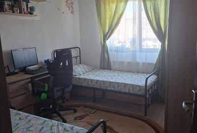 Apartament cu 2 camere decomandat în Chiajna