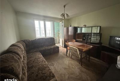 Apartament cu 3 camere decomandat în Independenței - 8