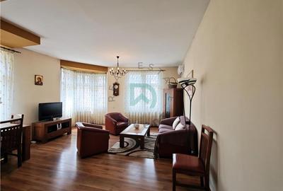 Apartament cu 2 camere decomandat în Centrul Istoric