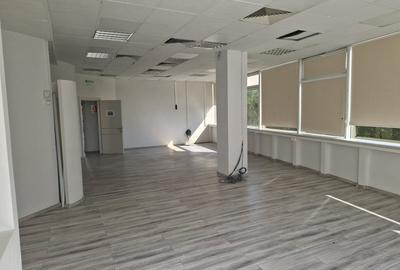 Birou, de 60 mp, în Drumul Taberei - 2