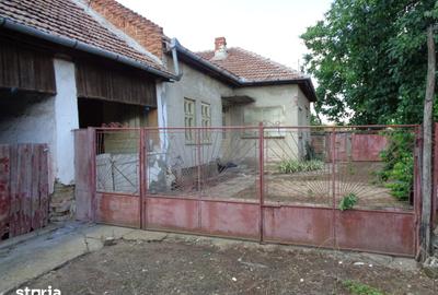 Casă cu 3 camere cu Teren 748 Mp în Central - 3