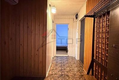 Apartament cu 2 camere decomandat în Gară
