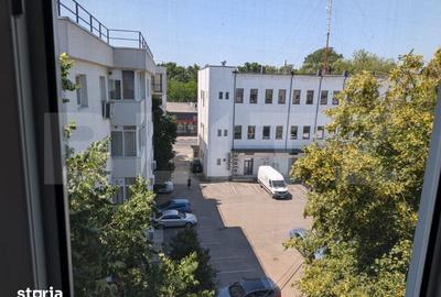 Apartament cu 3 camere în Central - 1