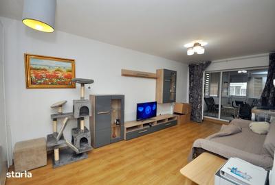 Apartament cu 3 camere decomandat în Drumul Taberei