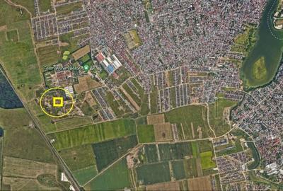 Teren Construcții intravilan de 40000 mp, în Est - 3