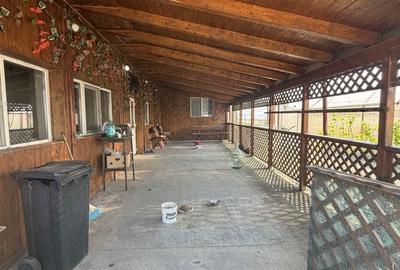 Casă cu 3 camere în Mârzănești - 1