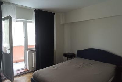 Apartament cu 3 camere decomandat în Calea București - 3