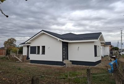 Casă cu 4 camere în Central - 3