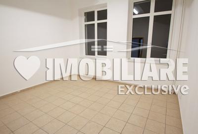 Birou, de 20 mp, în Complex Studențesc - 1