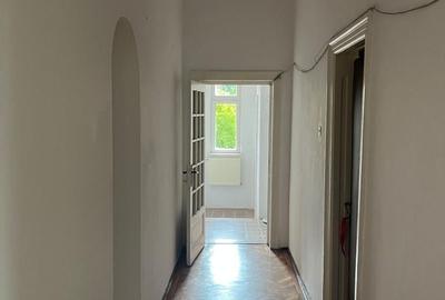 Spațiu comercial, de 90 mp, în Domenii