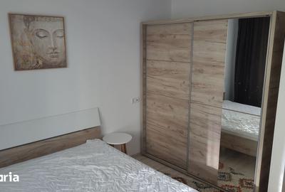 Apartament cu 2 camere decomandat în Tractorul - 5