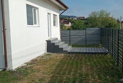 Casă cu 3 camere cu Teren 600 Mp în Vulcan - 3