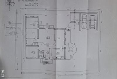 Casă cu 5 camere în Vladimirescu