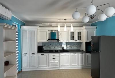 Apartament cu 3 camere decomandat, mobilat în Aradului