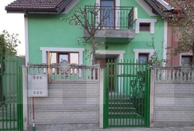 Casă individuală cu 5 camere cu Teren 250 Mp în Utvin - 1