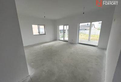 Casă individuală cu 3 camere cu Teren 640 Mp în Moșnița Nouă