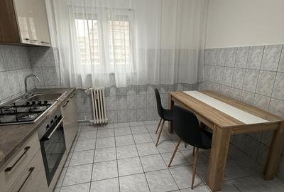 Apartament cu 3 camere decomandat în Dacia - 5