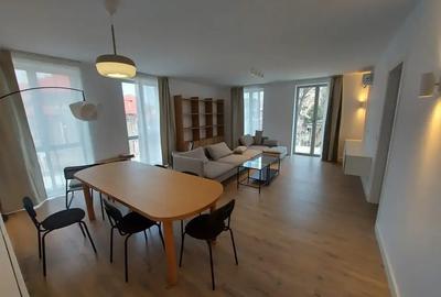 Apartament cu 3 camere decomandat, mobilat în Armeneasca - 1