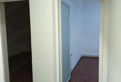 Birou, de 68 mp, în Tomis III - 2