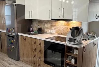 Apartament cu 2 camere semidecomandat, mobilat în Hașdeu - 3