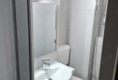 Garsonieră decomandată în UTA - 1