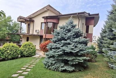 Casă cu 4 camere în Bucium