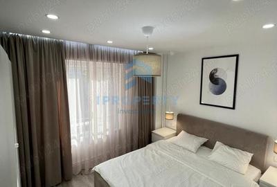 Apartament cu 3 camere semidecomandat în Unirii