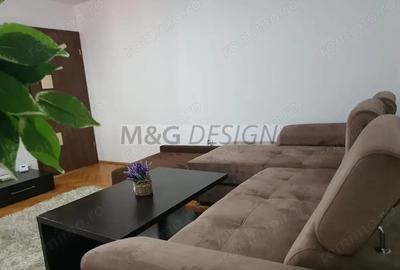 Apartament cu 3 camere decomandat în Girocului