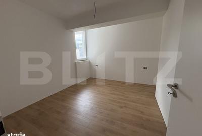 Apartament cu 3 camere semidecomandat în Central - 2